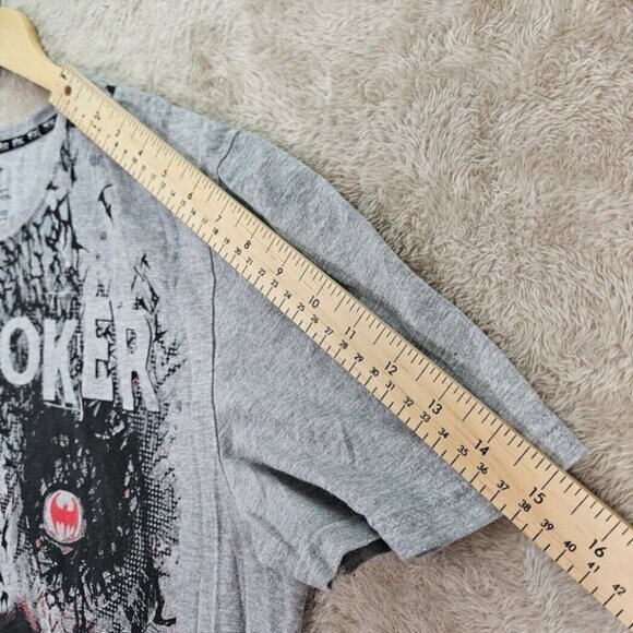 DC Comics Joker Dark Knight Batman Villain T-Shirt Mens Size L Gray Short Sleeve - Picture 6 of 10